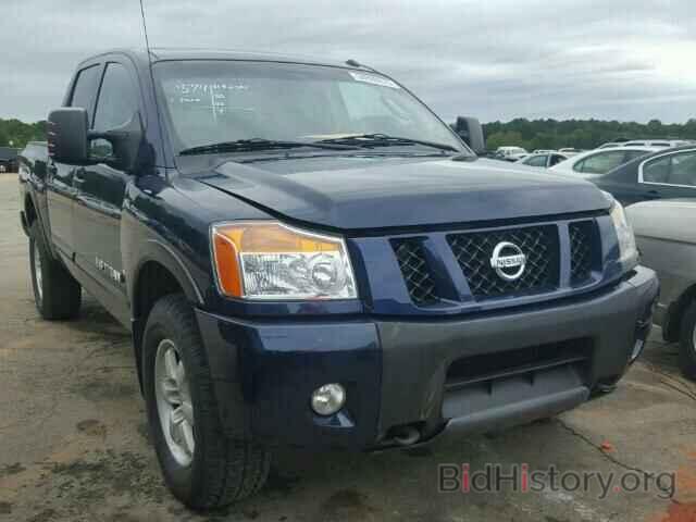 Photo 1N6BA0EC2BN322957 - NISSAN TITAN 2011