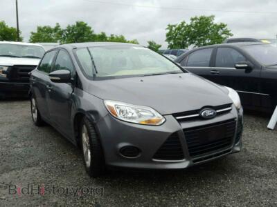 2014 Ford FOCUS Focus SE, серый — VIN 1FADP3F24EL427006, Copart