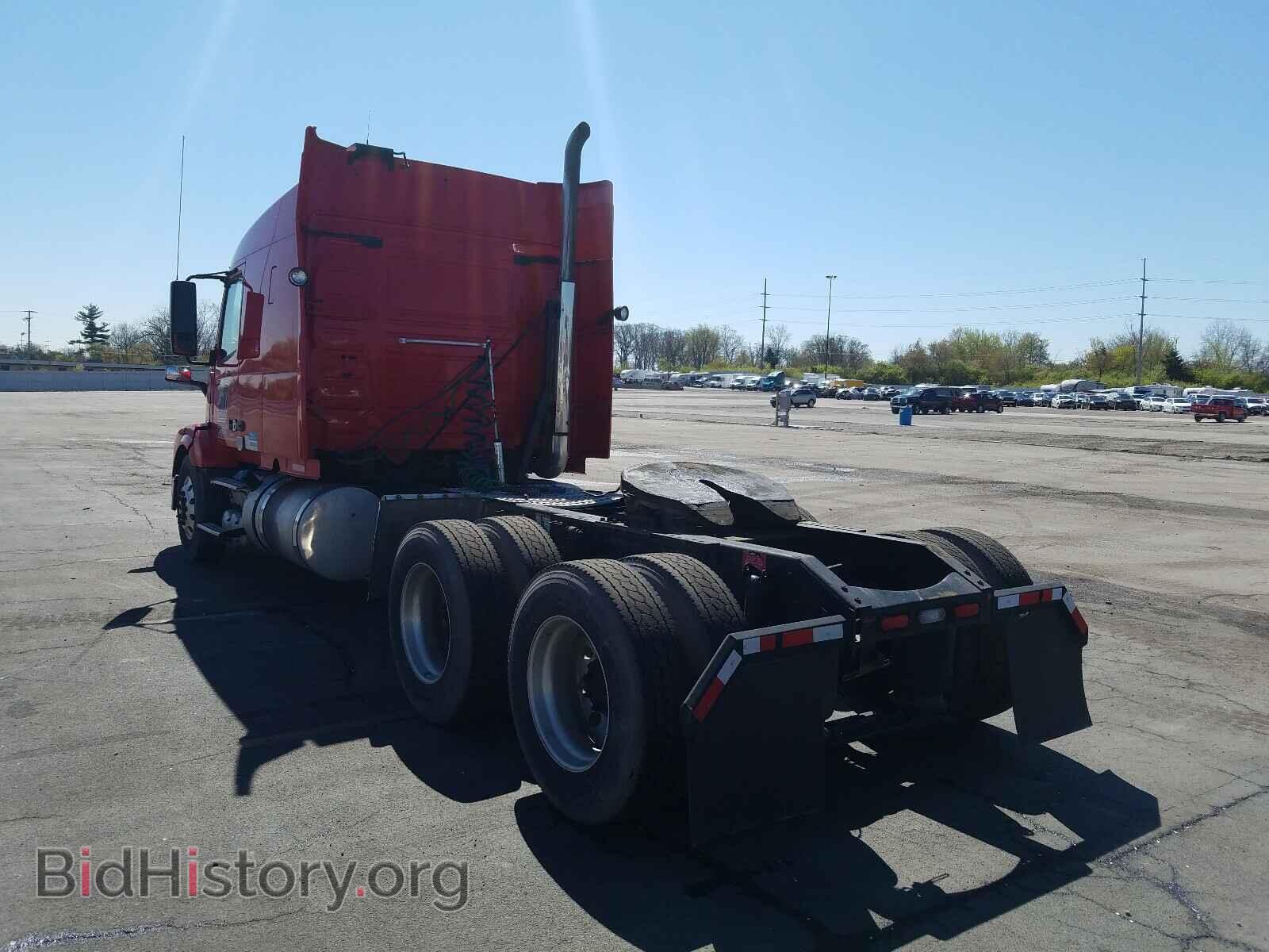 2013 VOLVO VN - VIN: 4V4NC9EJ2DN562000 - Фото 3