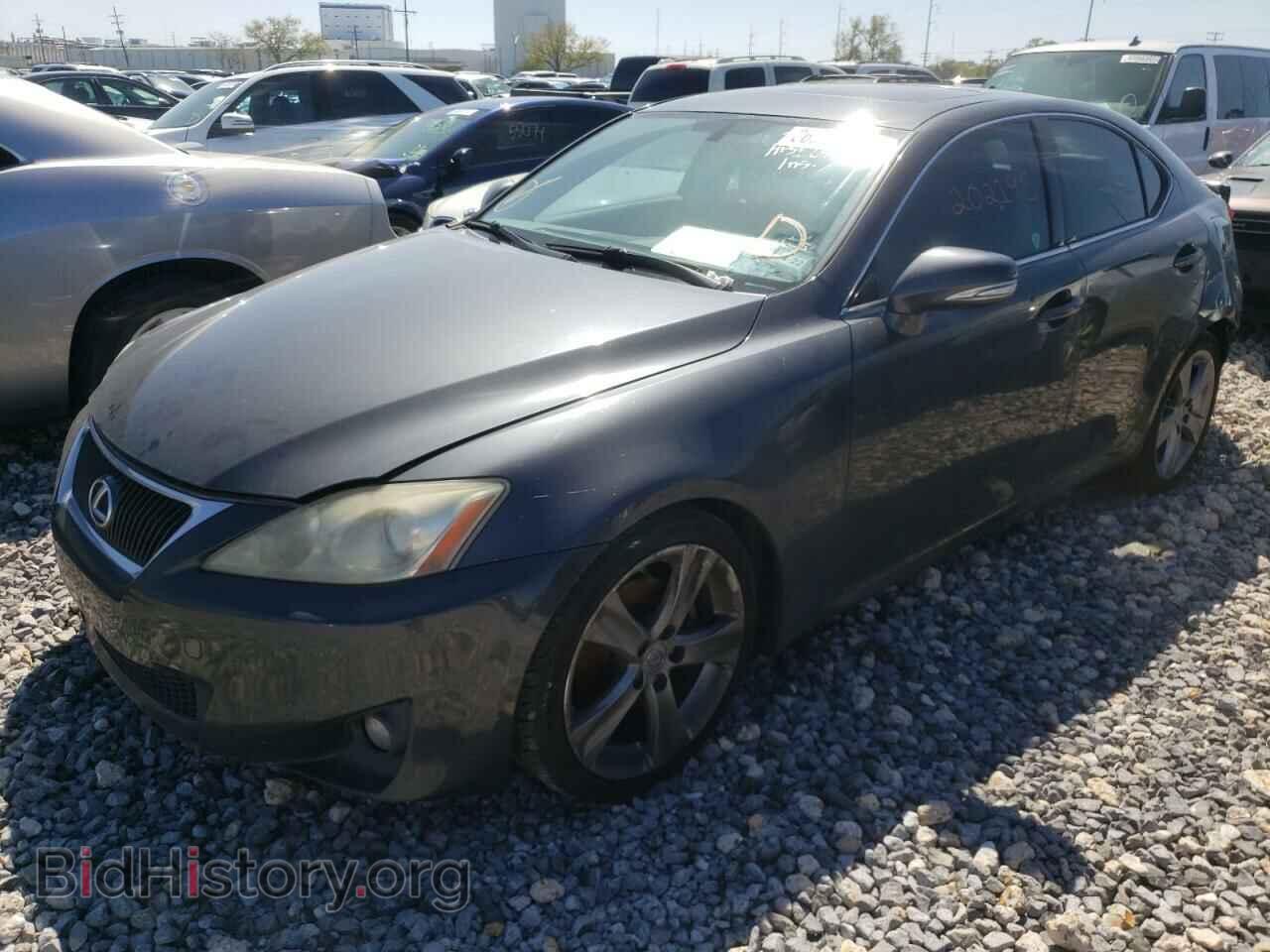 2011 LEXUS IS - VIN: JTHBF5C26B5148935 - Photo 2