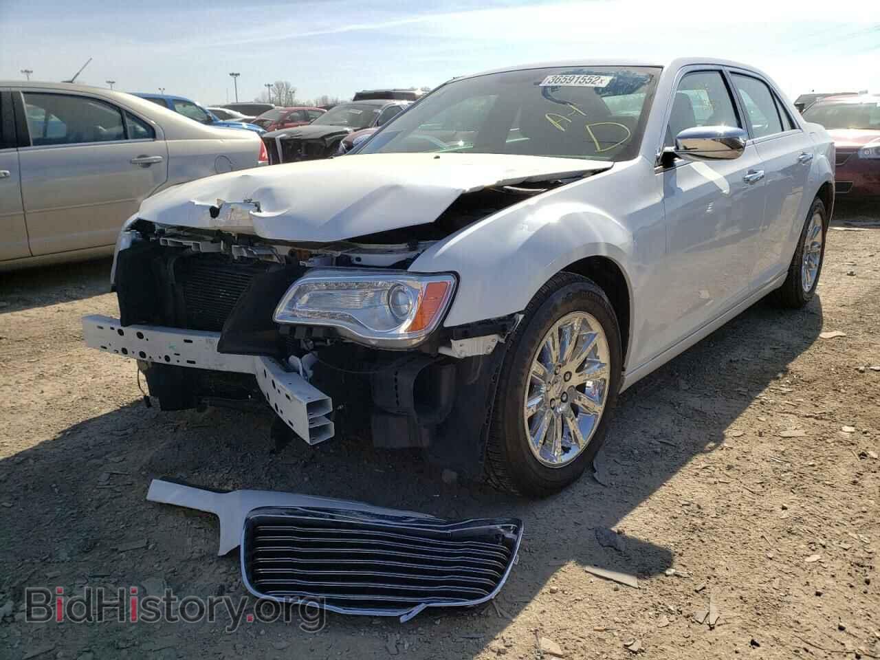 2014 CHRYSLER 300 - VIN: 2C3CCAET1EH126324 - Фото 2