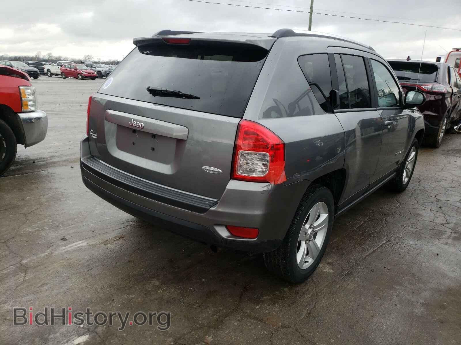 2013 JEEP COMPASS - VIN: 1C4NJCEB3DD166252 - Photo 4