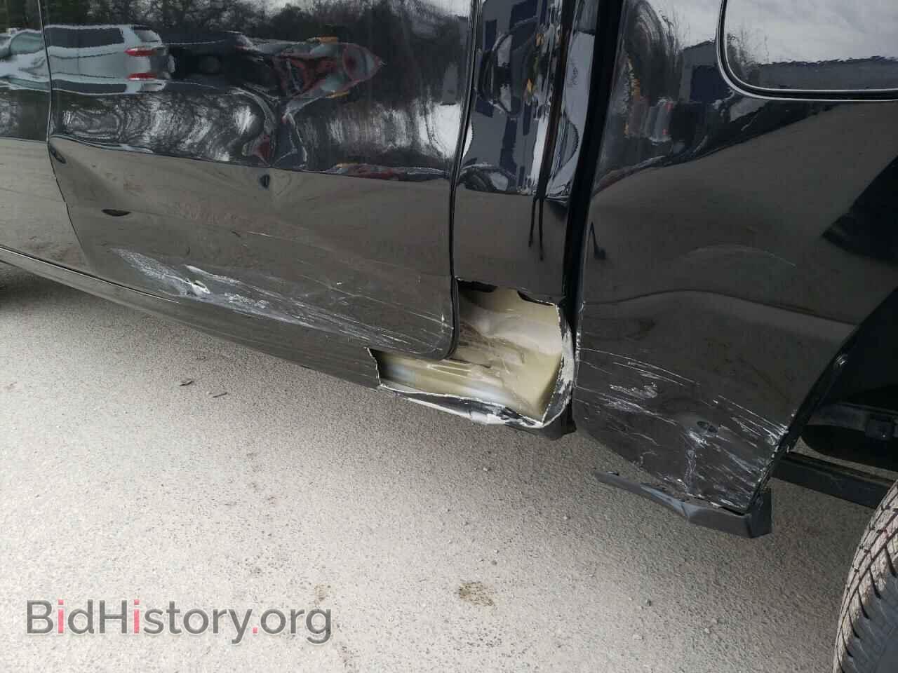 2019 RAM 1500 - VIN: 1C6SRFFT9KN731476 - Фото 9