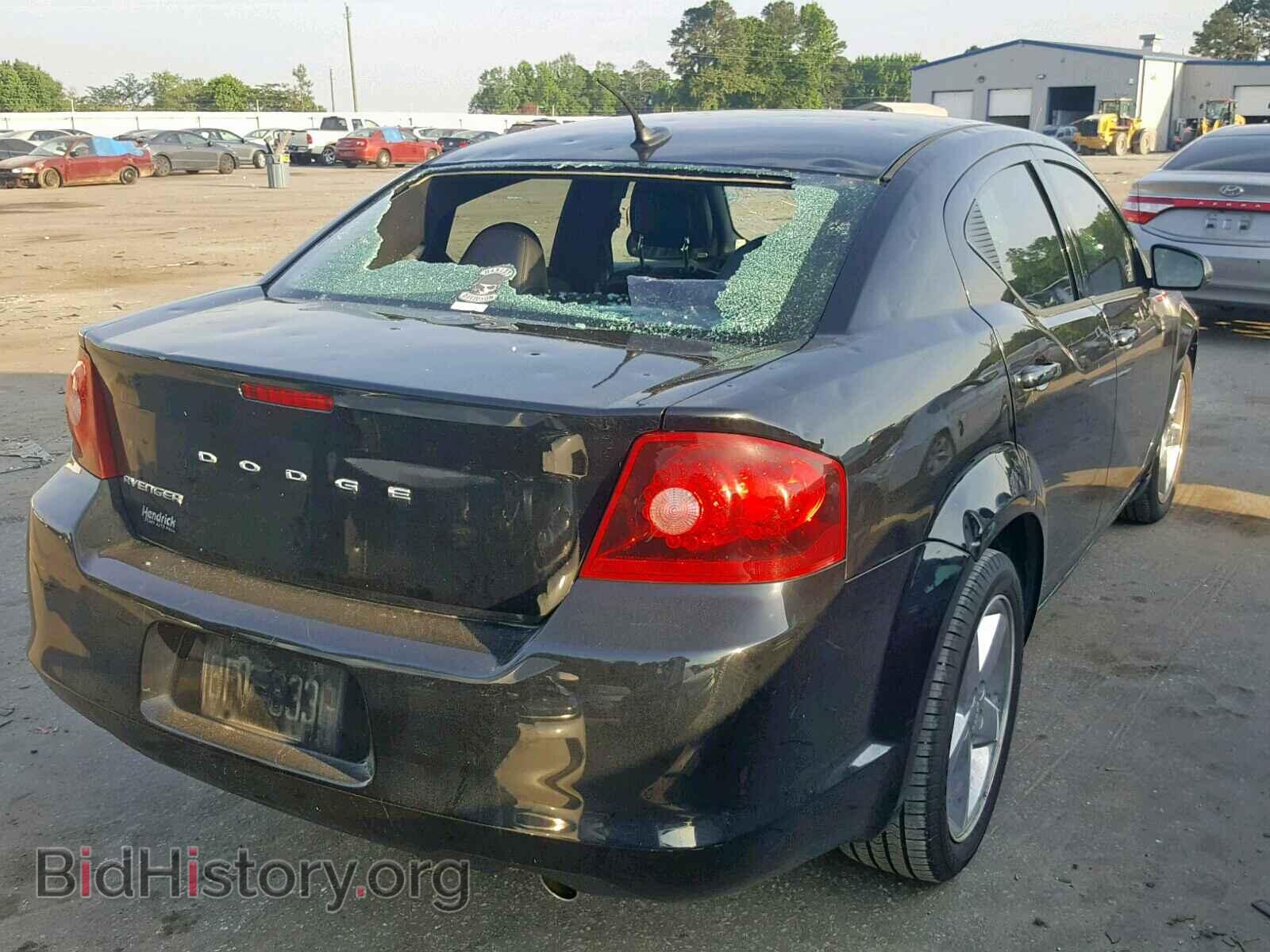 2011 DODGE AVENGER - VIN: 1B3BD2FG2BN552197 - Photo 4