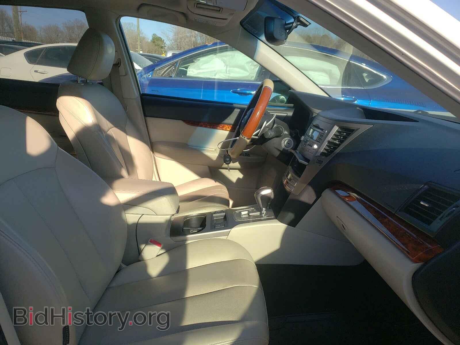 2011 SUBARU OUTBACK - VIN: 4S4BRBKC6B3422935 - Photo 5