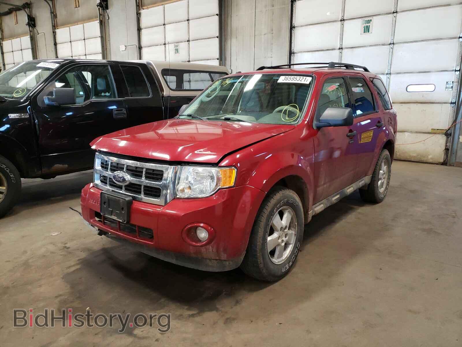 2009 FORD ESCAPE - VIN: 1FMCU93G69KB61982 - Фото 2