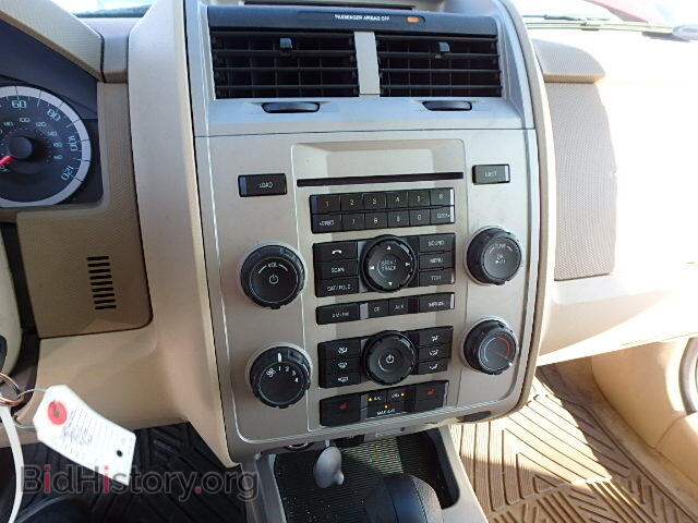 2011 FORD ESCAPE - VIN: 1FMCU0D75BKA85929 - Фото 9