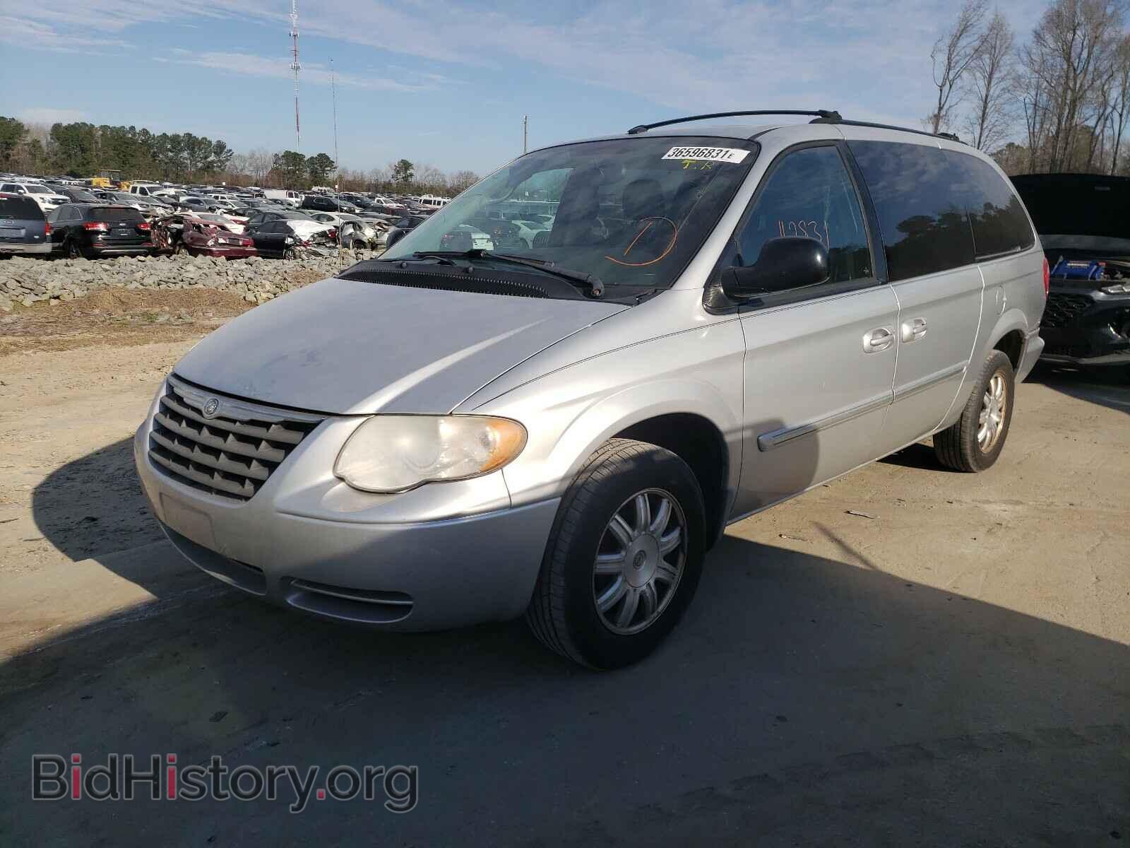 2006 CHRYSLER MINIVAN - VIN: 2A4GP54L96R906250 - Фото 2