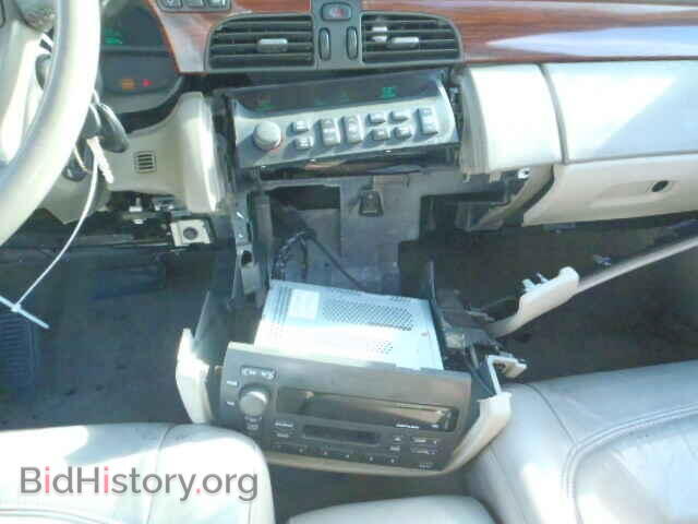 2000 CADILLAC DEVILLE - VIN: 1G6KD54Y2YU215249 - Фото 9