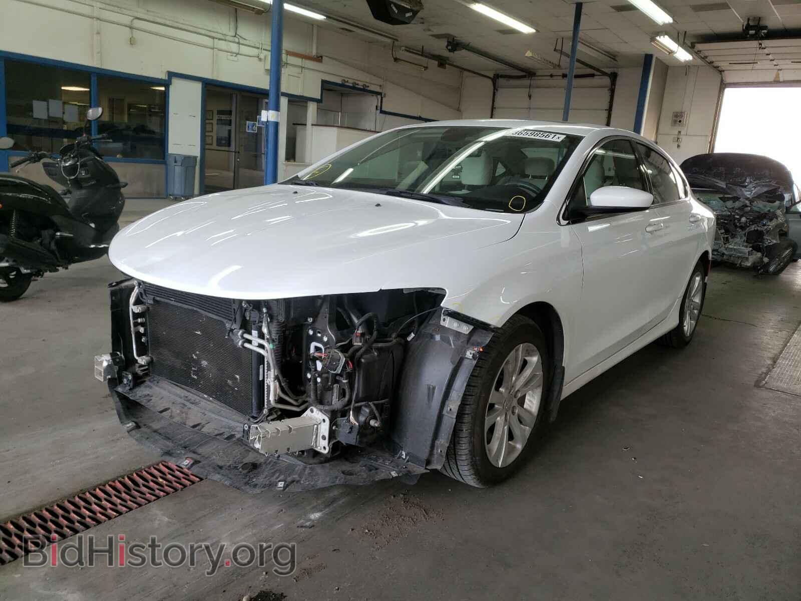 2016 CHRYSLER 200 - VIN: 1C3CCCAG8GN166902 - Фото 2