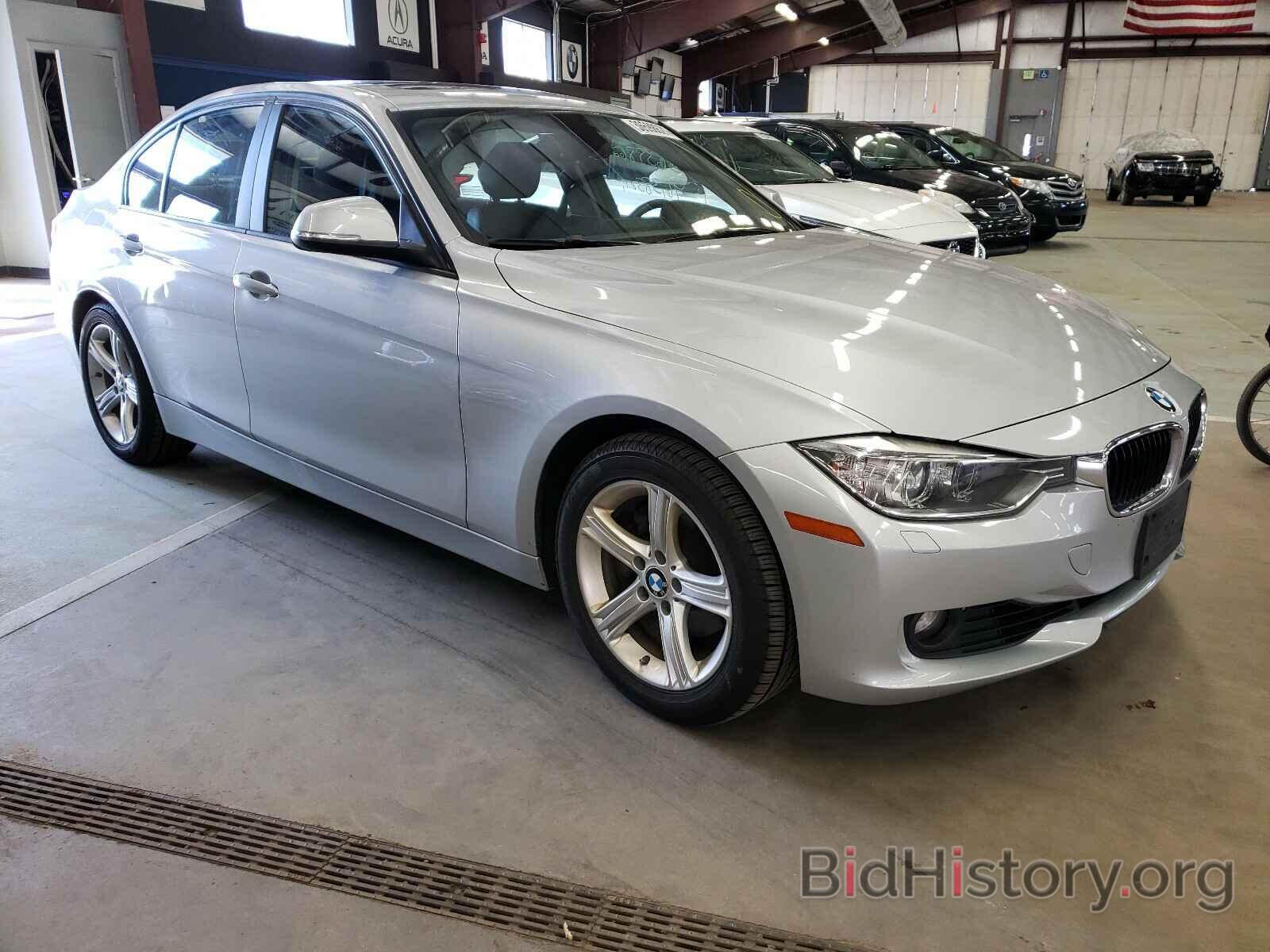 Photo WBA3B5C55DF591518 - BMW 3 SERIES 2013