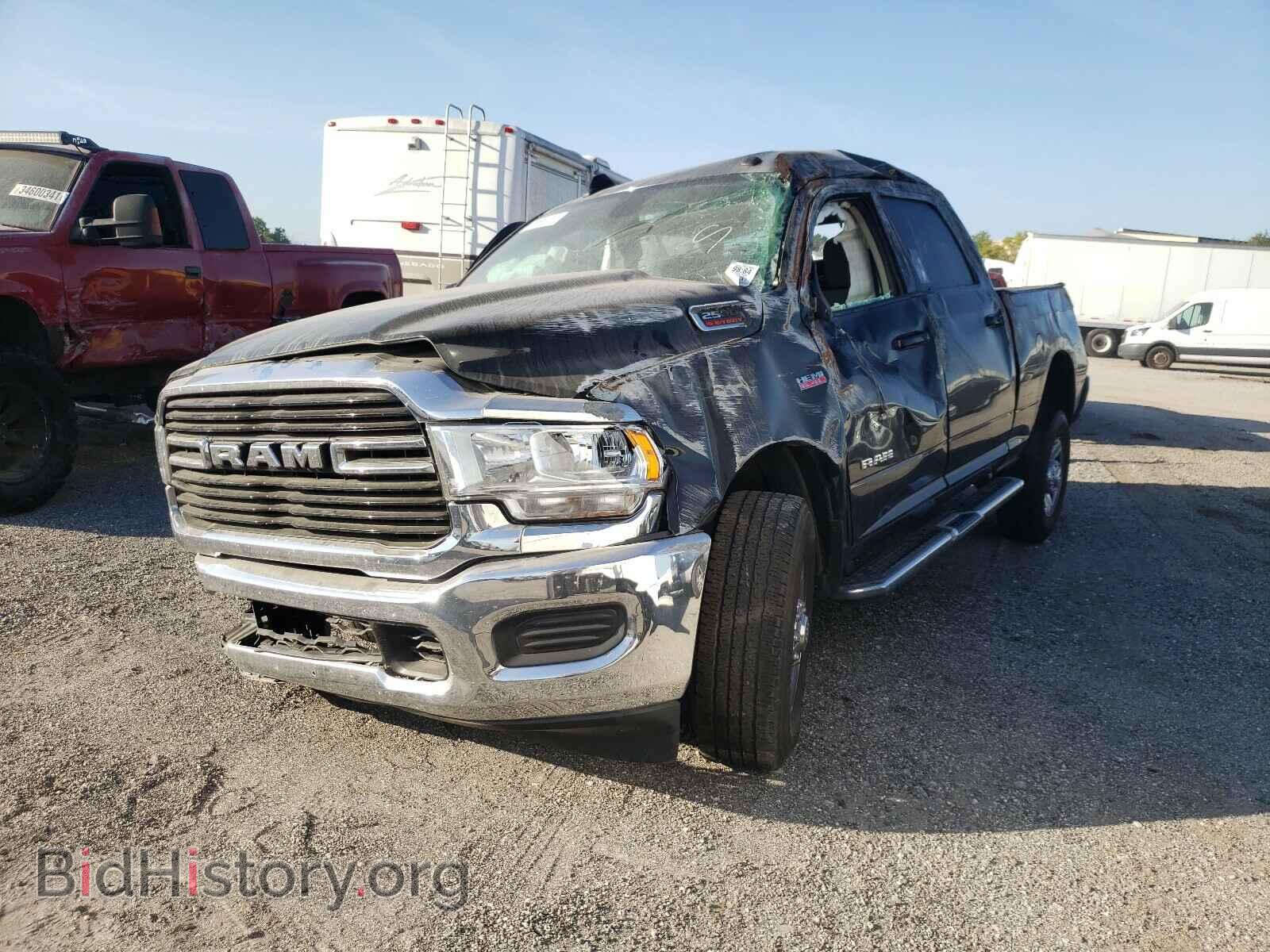 2020 RAM 2500 - VIN: 3C6UR5DJ2LG139951 - Фото 2