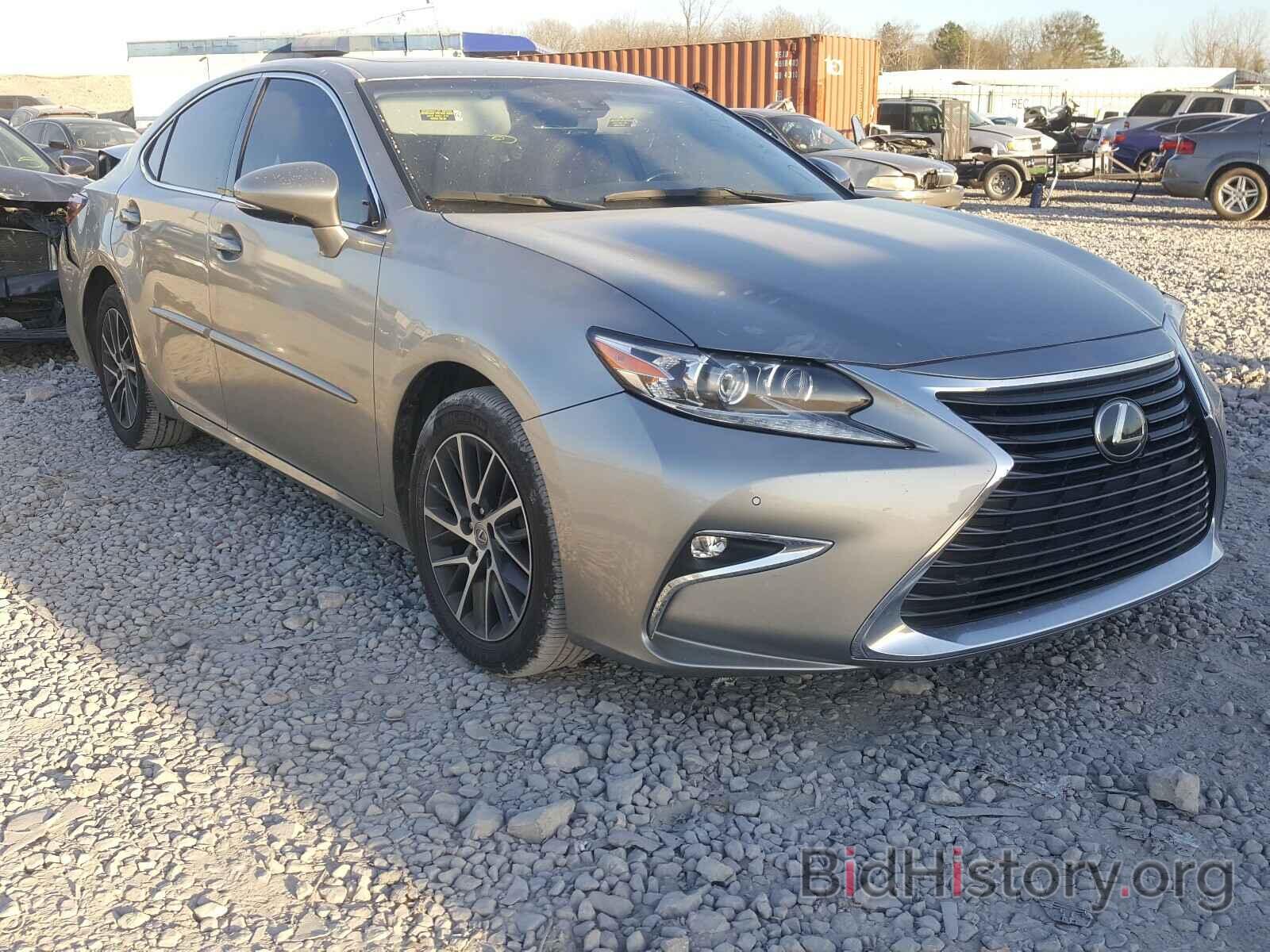 Photo JTHBK1GG2G2217039 - LEXUS ES350 2016