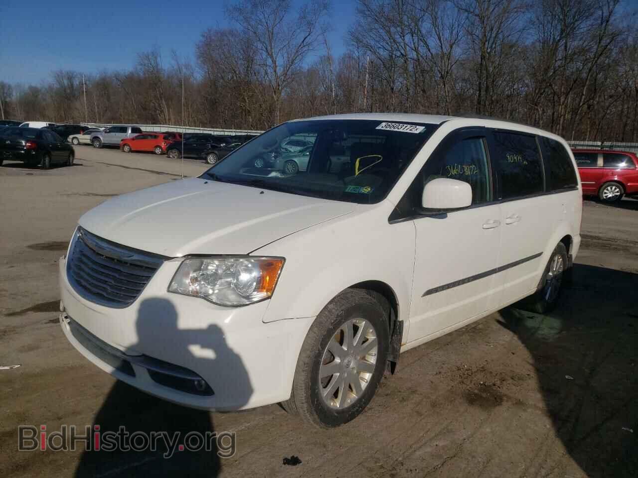 2013 CHRYSLER MINIVAN - VIN: 2C4RC1BGXDR713725 - Фото 2