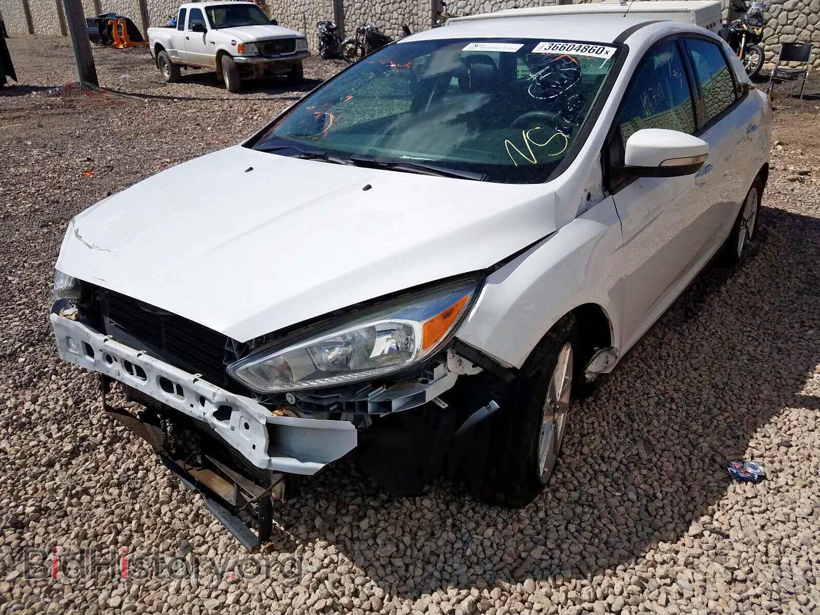 2016 FORD FOCUS - VIN: 1FADP3F23GL262875 - Photo 2