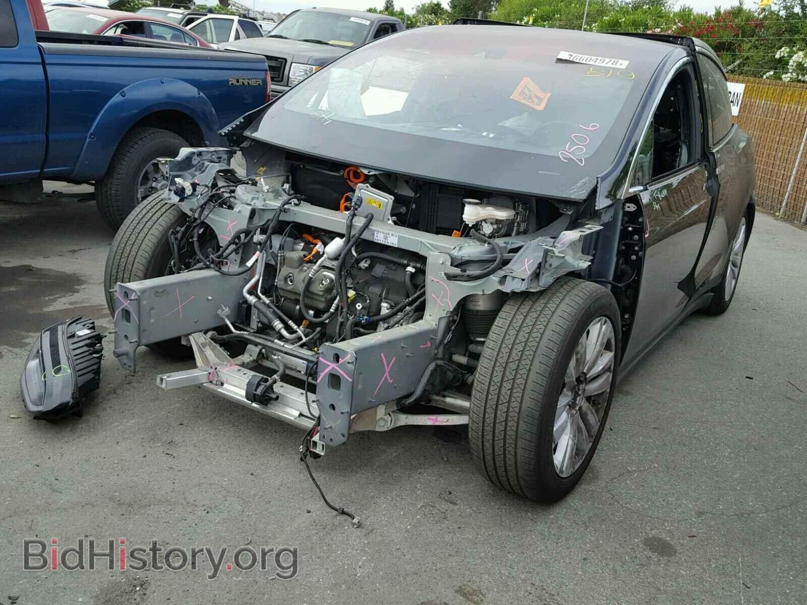 2016 TESLA MODEL X - VIN: 5YJXCBE21GF011094 - Photo 2