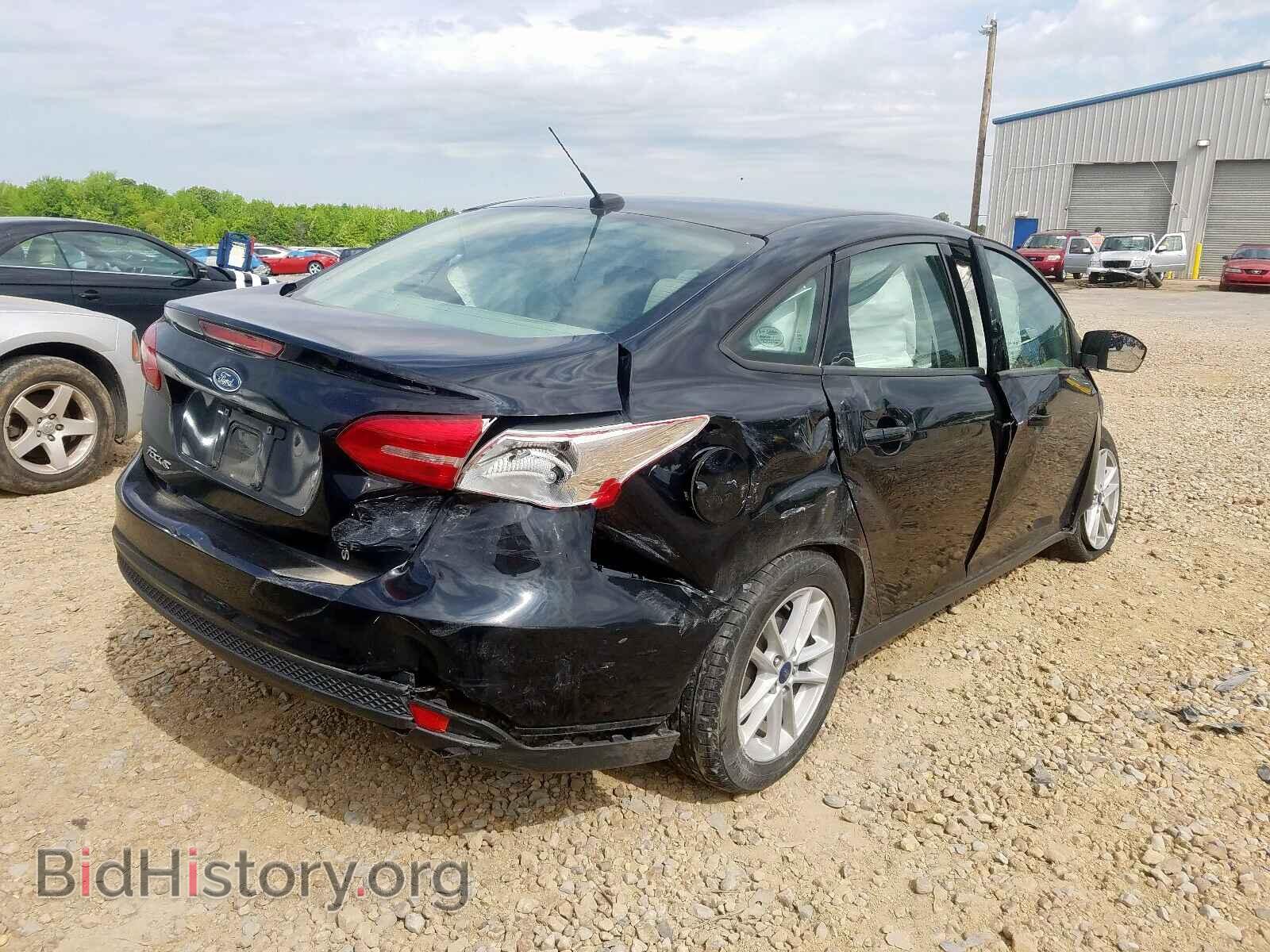 2017 FORD FOCUS - VIN: 1FADP3F21HL225700 - Photo 4