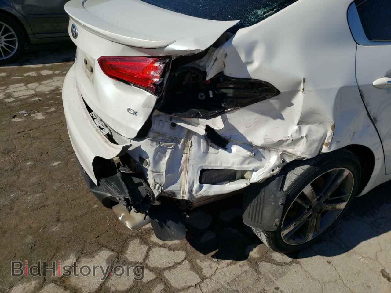 2017 KIA FORTE - VIN: 3KPFL4A8XHE088300 - Фото 9