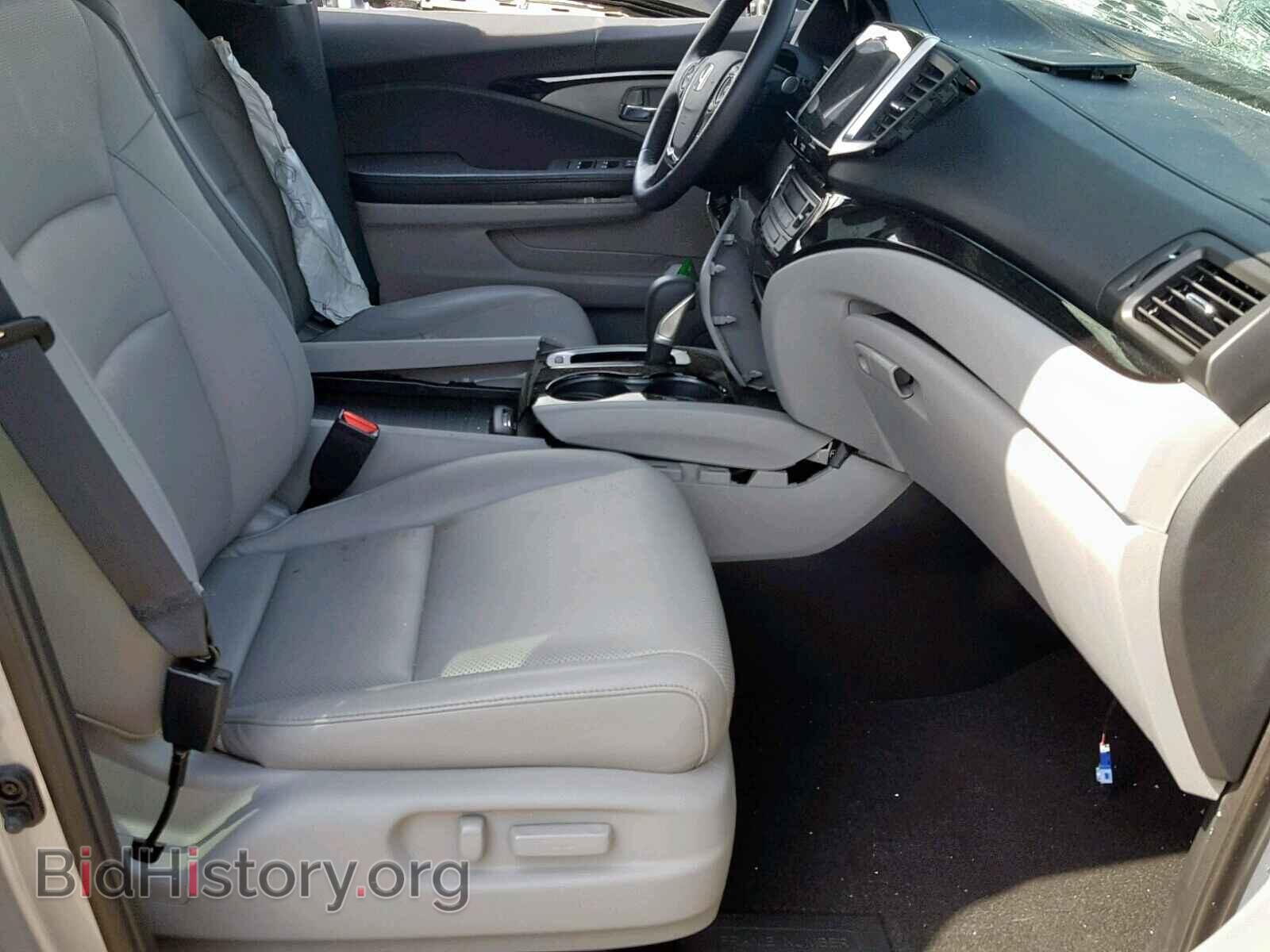 2017 HONDA RIDGELINE - VIN: 5FPYK3F7XHB033269 - Фото 5