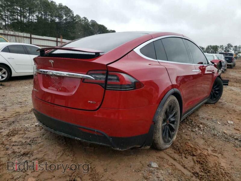 2017 Tesla MODEL X (VIN 5YJXCDE28HF059138) — photo 4 of 10