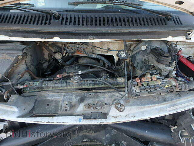 1996 Dodge RAM VAN (VIN 2B7HB21Y7TK112889) — photo 7 of 10
