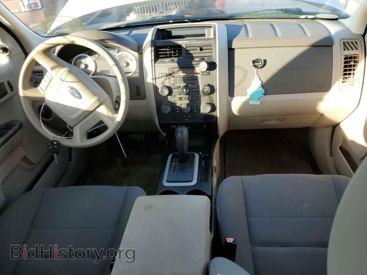2010 FORD ESCAPE - VIN: 1FMCU0C71AKD09696 - Фото 8