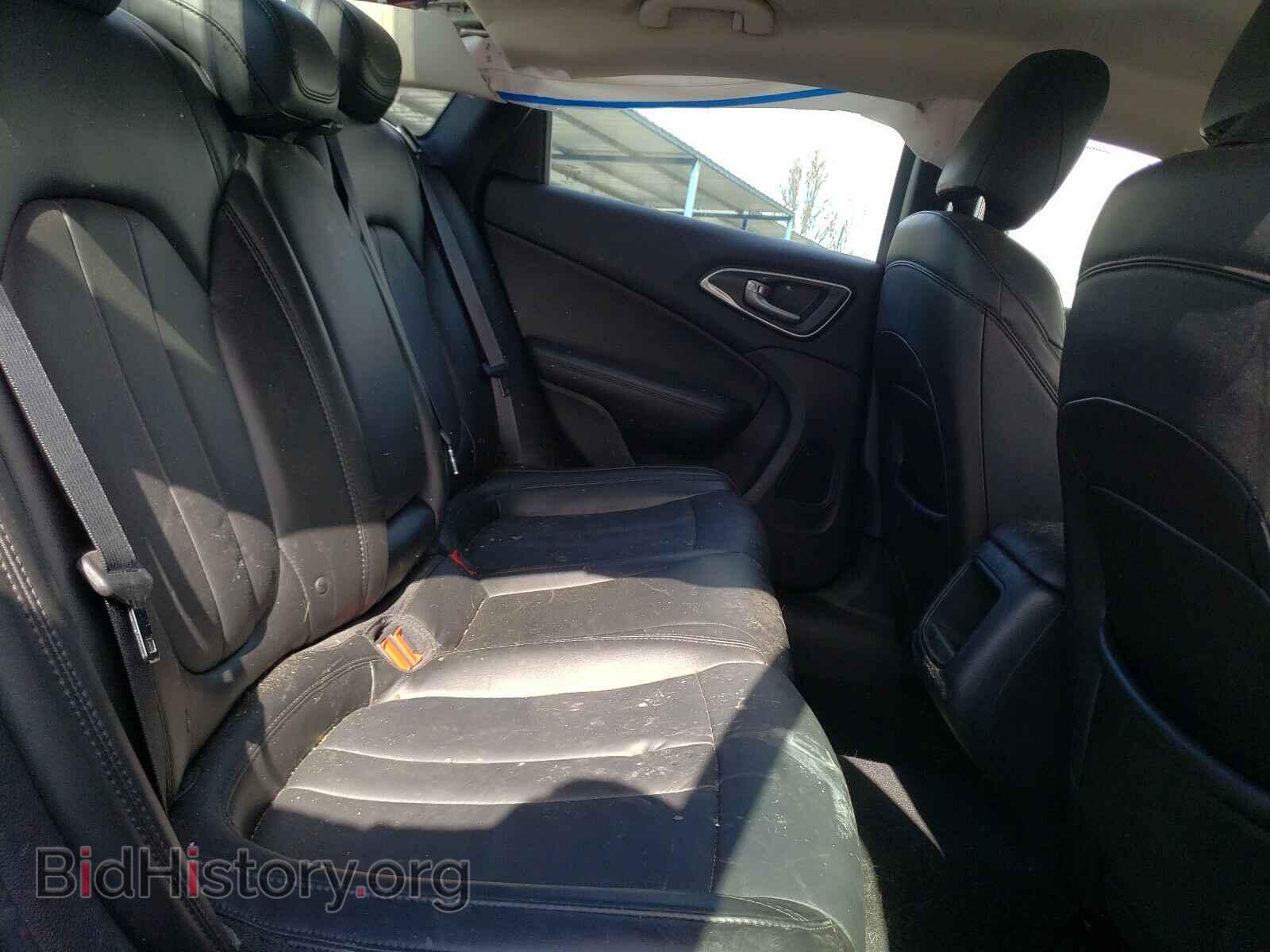 2016 CHRYSLER 200 - VIN: 1C3CCCAB9GN192557 - Фото 6