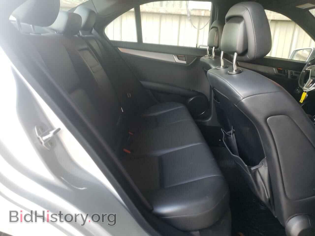 2013 MERCEDES-BENZ C-CLASS - VIN: WDDGF4HB7DR257822 - Фото 6