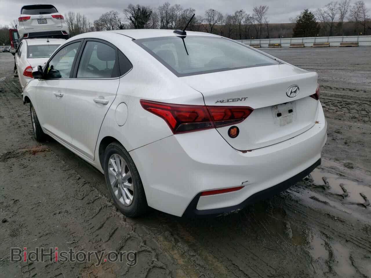 2019 HYUNDAI ACCENT - VIN: 3KPC24A32KE066583 - Фото 3