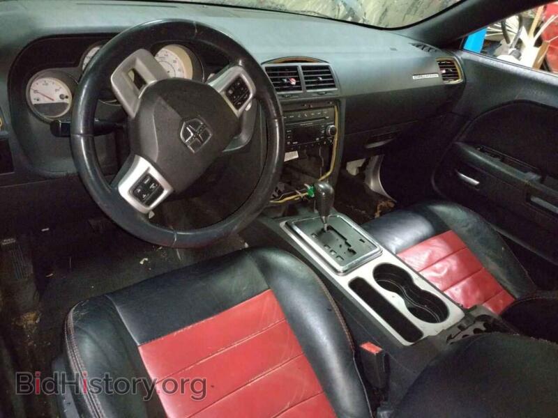 2010 Dodge CHALLENGER (VIN 2B3CJ4DVXAH270259) — photo 8 of 12