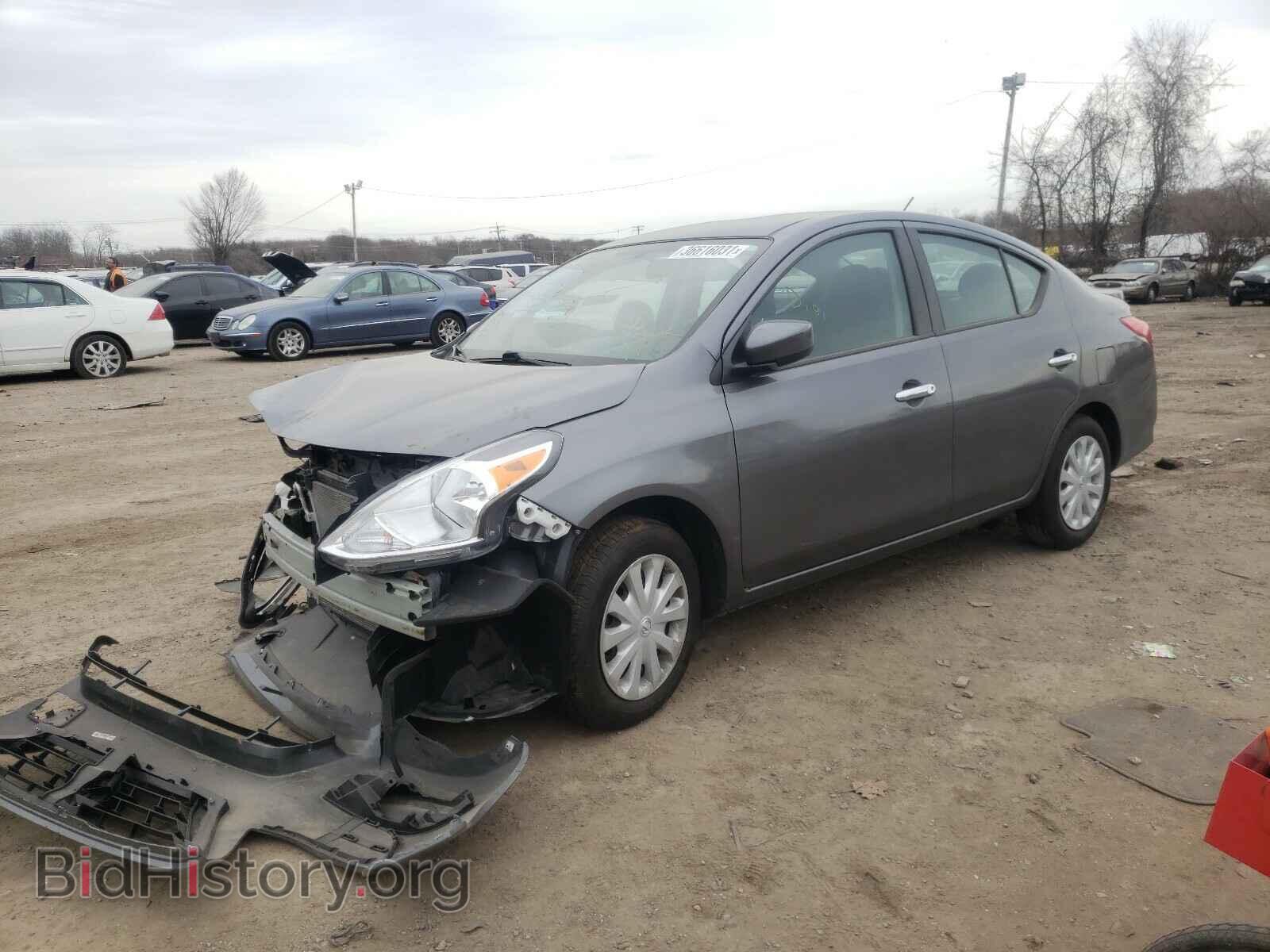 2019 NISSAN VERSA - VIN: 3N1CN7AP3KL846635 - Photo 2
