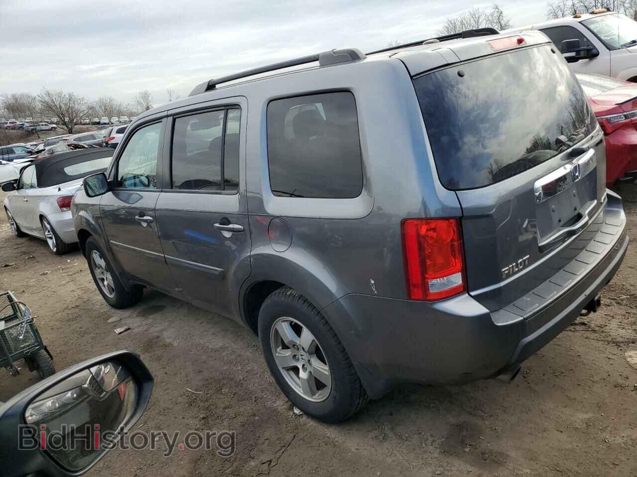 2011 HONDA PILOT - VIN: 5FNYF4H58BB091130 - Фото 2