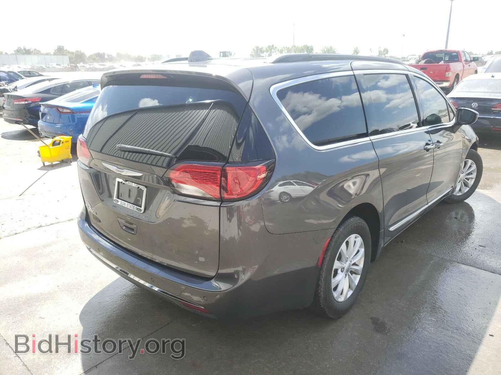 2017 CHRYSLER PACIFICA - VIN: 2C4RC1BG6HR569824 - Photo 4