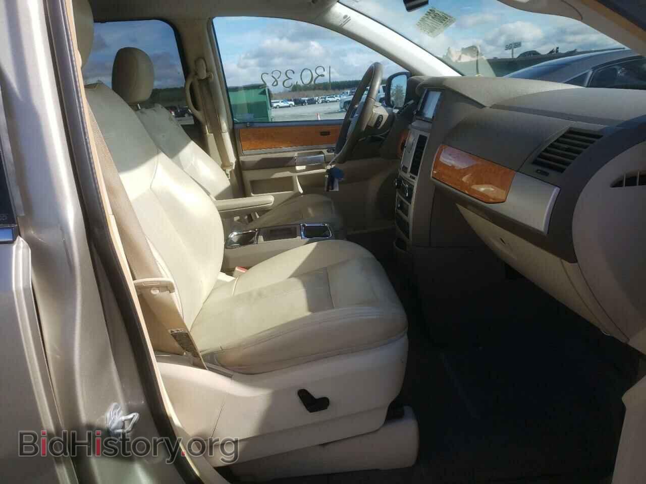 2008 CHRYSLER MINIVAN - VIN: 2A8HR64X68R148506 - Фото 5