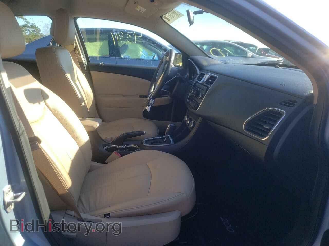 2012 CHRYSLER 200 - VIN: 1C3CCBBBXCN267530 - Фото 5