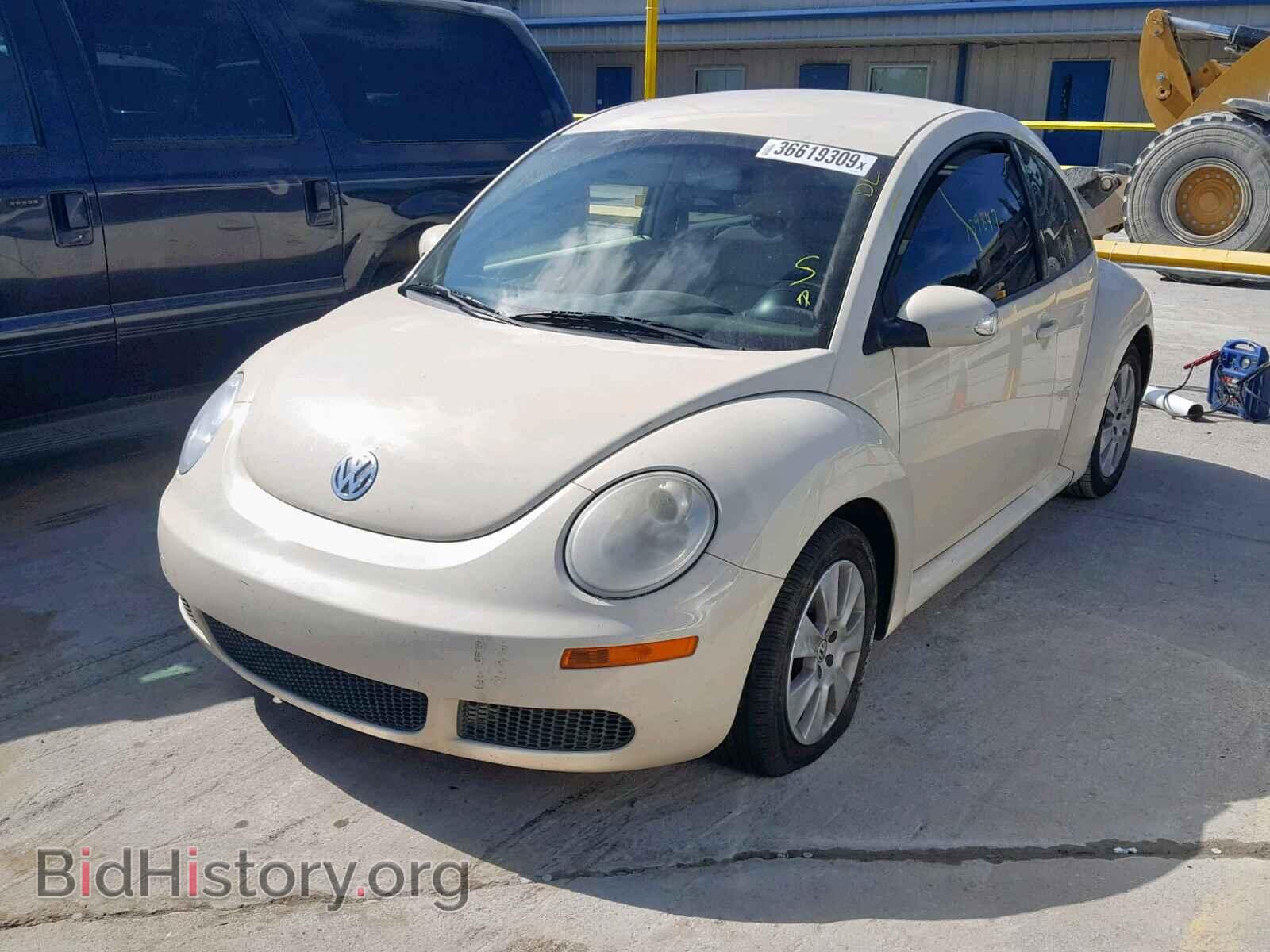 2008 VOLKSWAGEN BEETLE - VIN: 3VWPW31C48M523017 - Фото 2