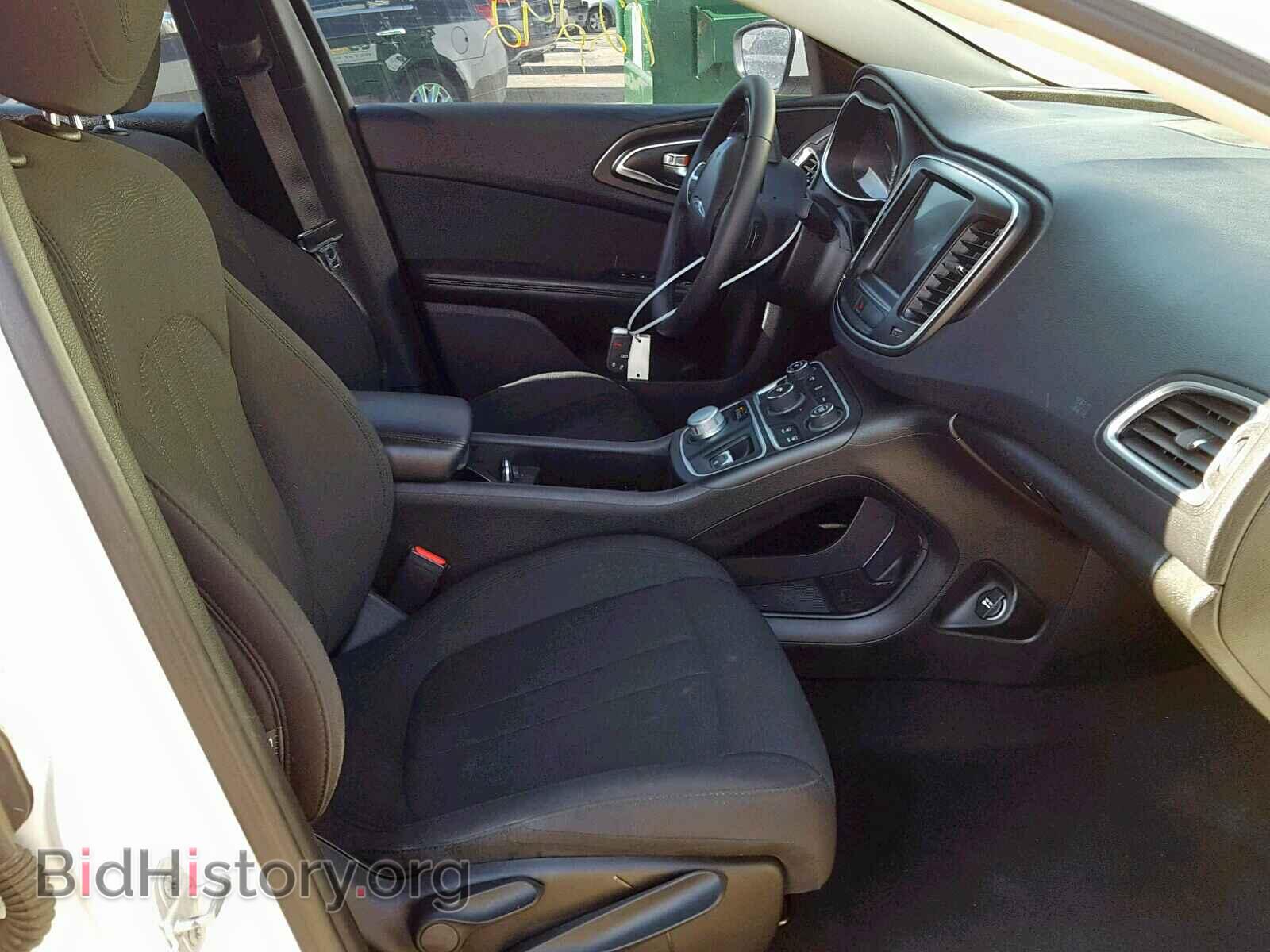 2016 CHRYSLER 200 - VIN: 1C3CCCAB9GN101948 - Photo 5