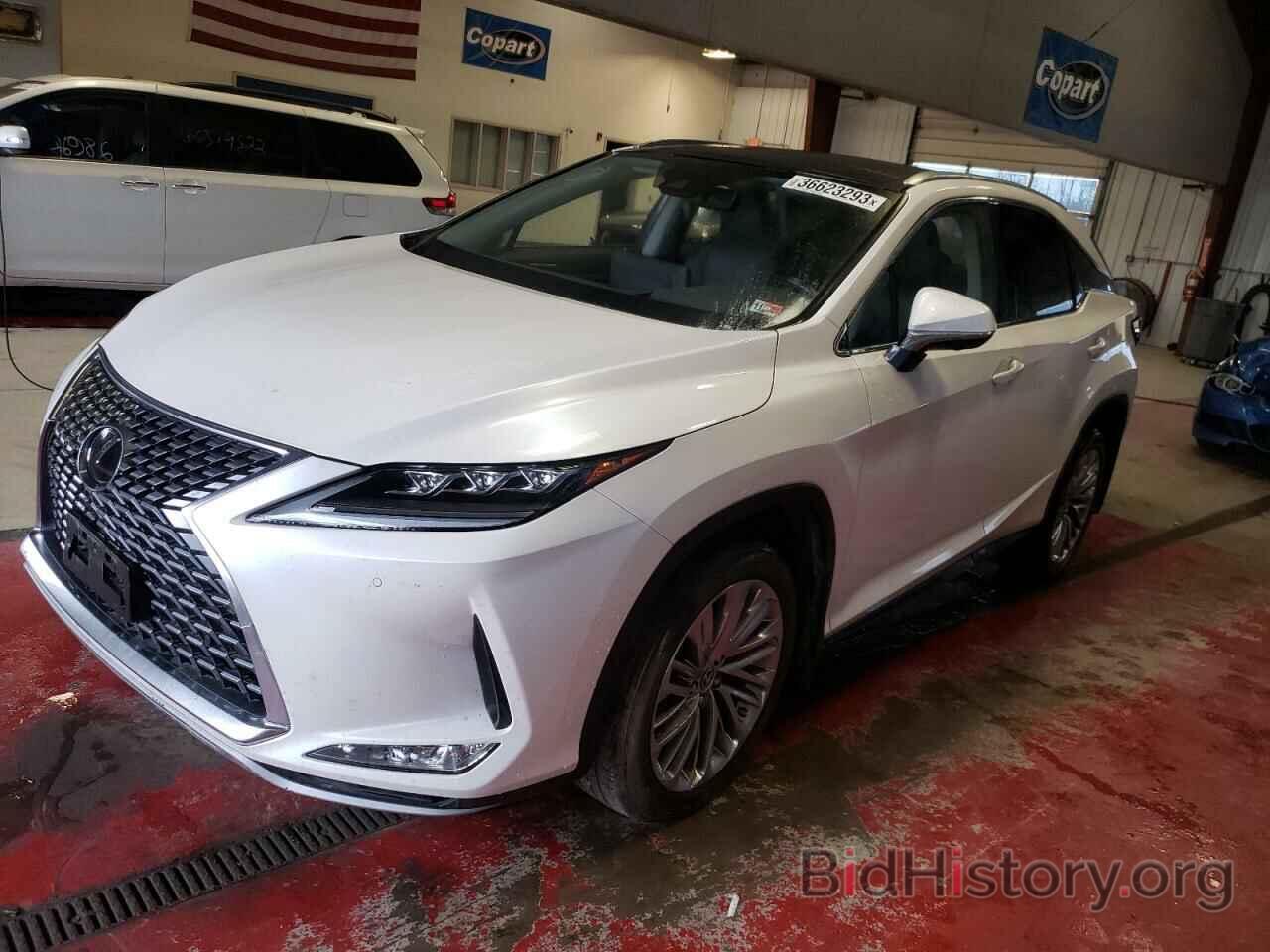 Photo 2T2JZMDA8LC216723 - LEXUS RX350 2020