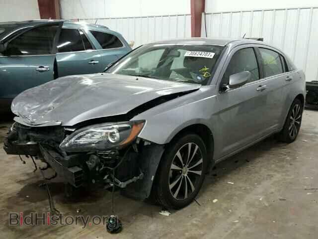 2013 CHRYSLER 200 - VIN: 1C3CCBBB0DN657067 - Фото 2
