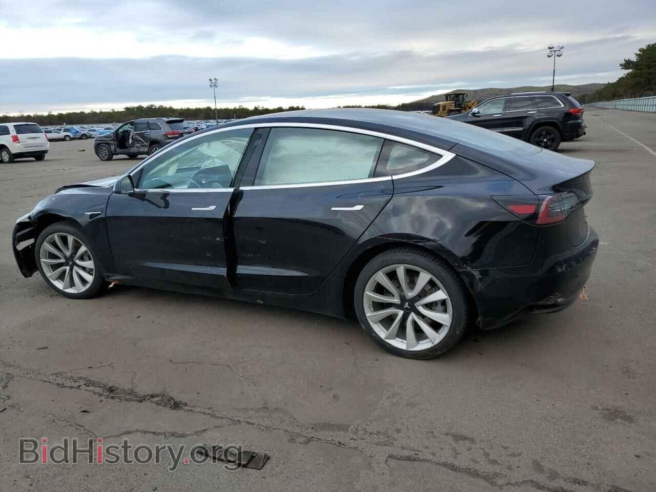 2018 TESLA MODEL 3 - VIN: 5YJ3E1EA8JF177839 - Photo 2