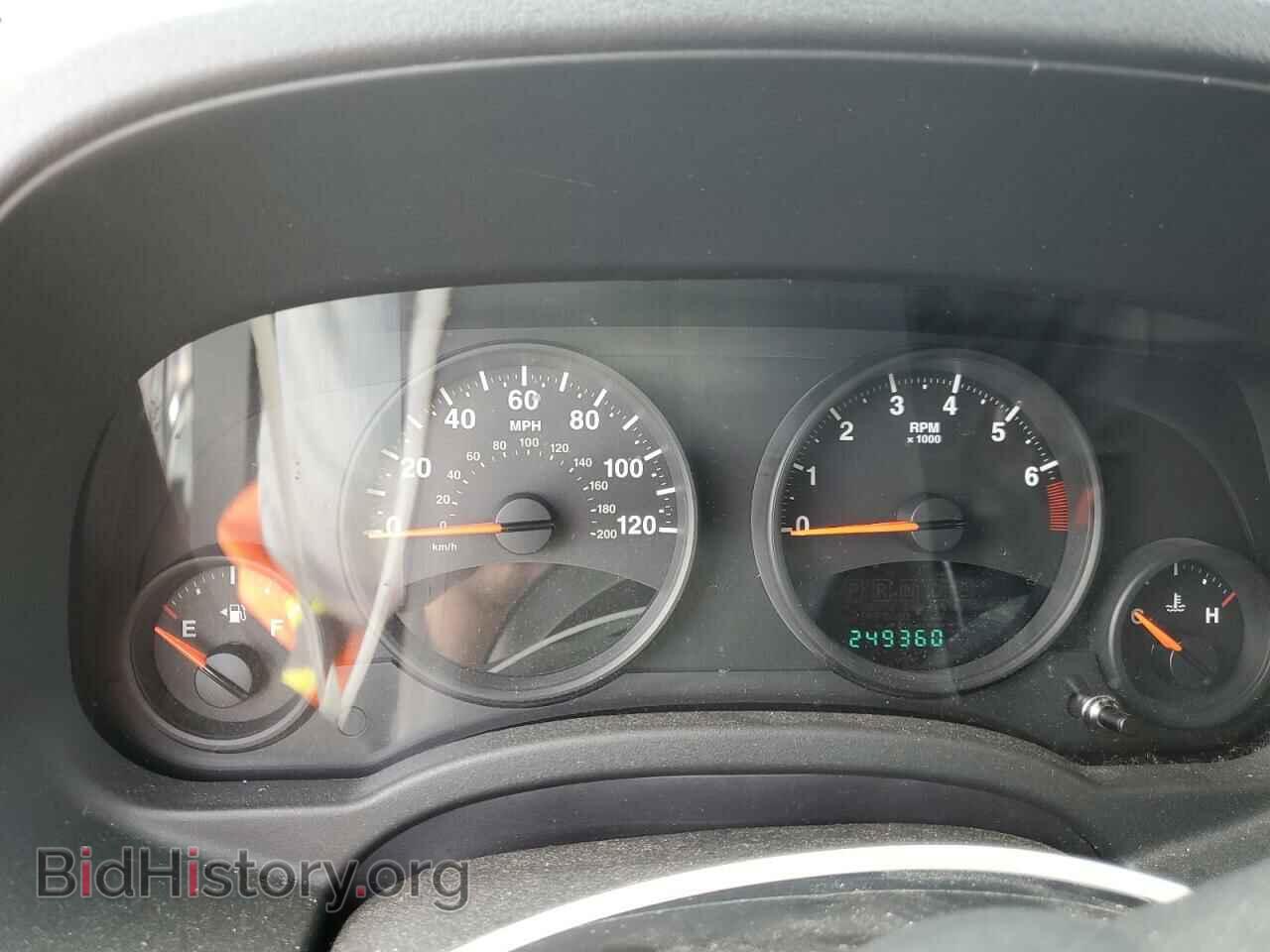 2011 JEEP COMPASS - VIN: 1J4NT1FA1BD190075 - Photo 9
