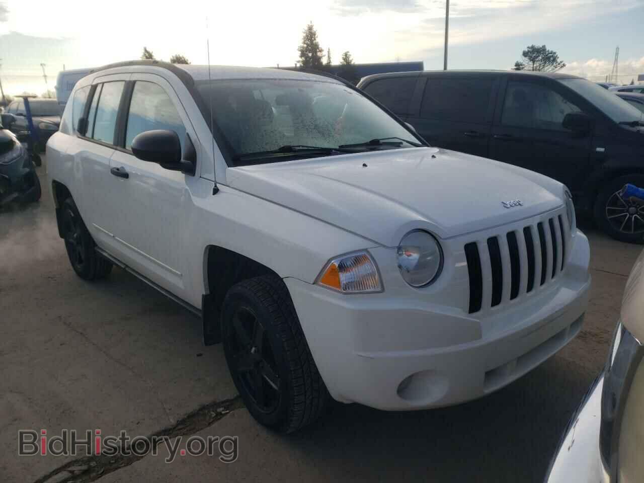 Photo 1J4NT4FB7AD520987 - JEEP COMPASS 2010