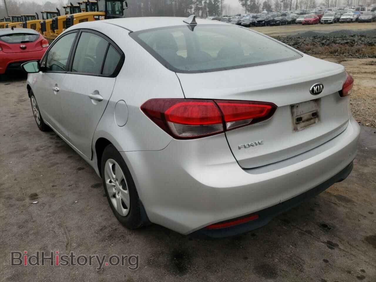 2017 KIA FORTE - VIN: 3KPFL4A78HE063046 - Фото 3