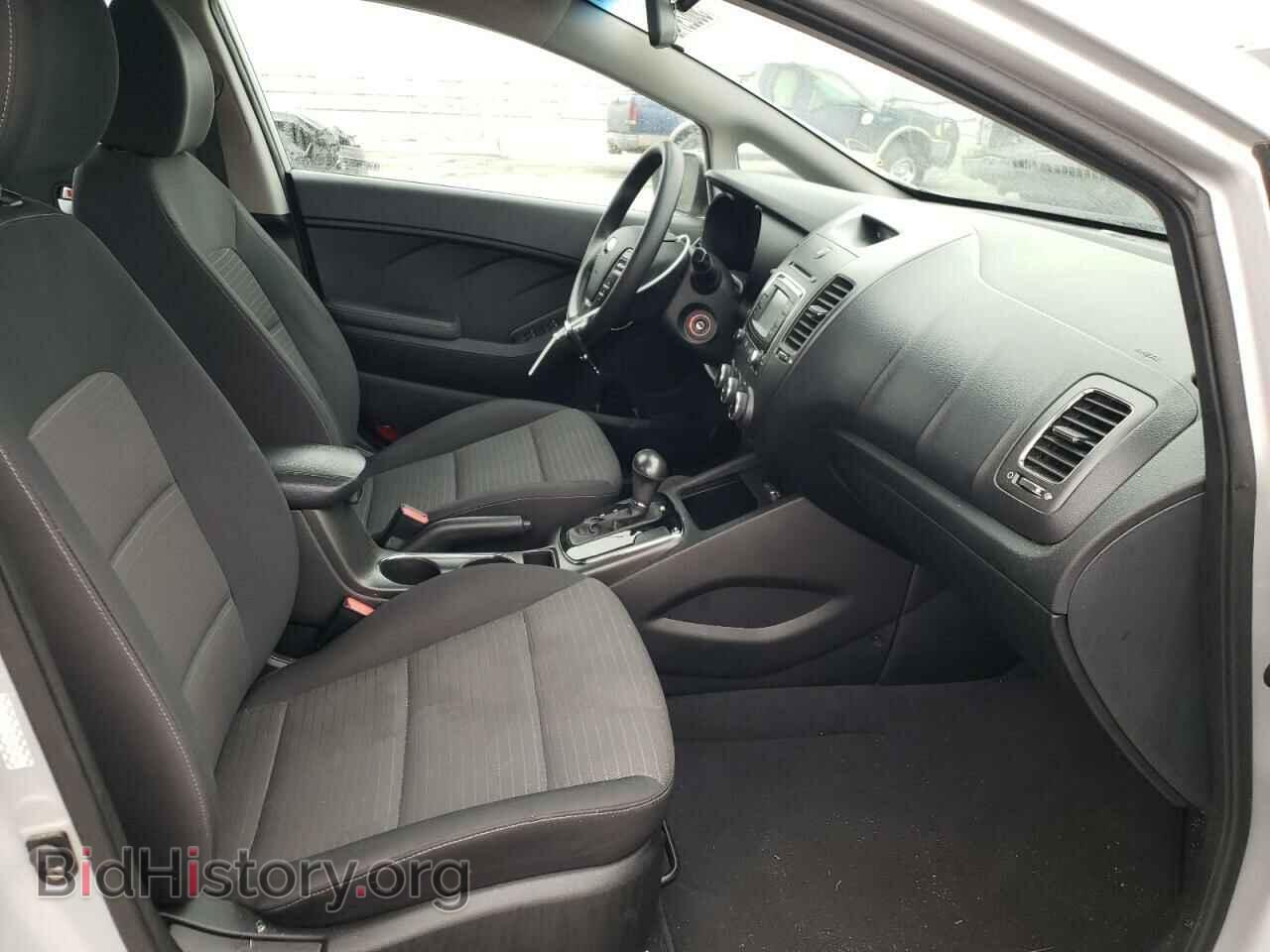 2017 KIA FORTE - VIN: 3KPFL4A78HE063046 - Фото 5