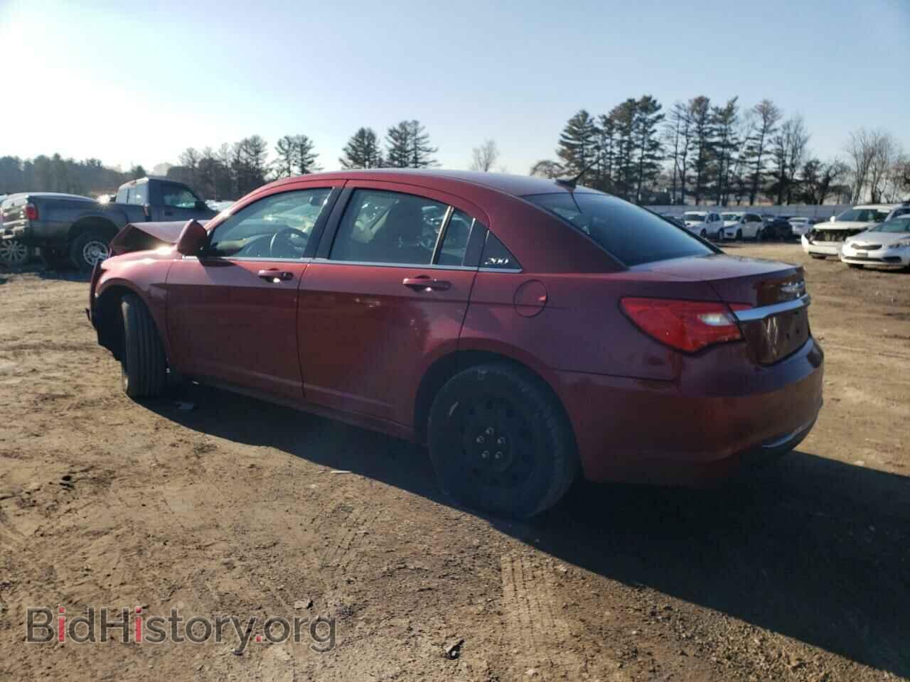 2013 CHRYSLER 200 - VIN: 1C3CCBABXDN568818 - Фото 2