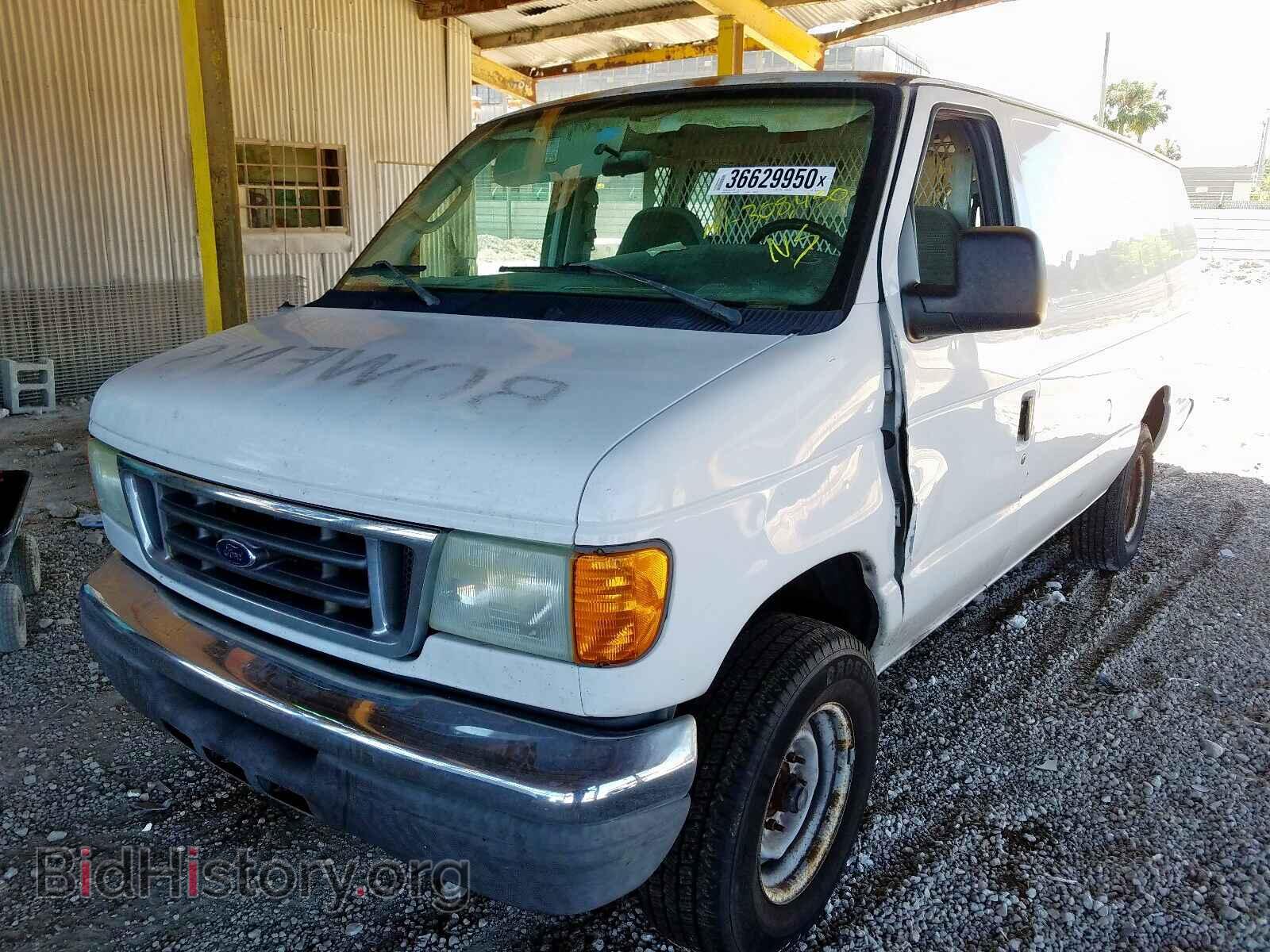 2004 FORD ECONOLINE - VIN: 1FDSS34P44HB07986 - Photo 2