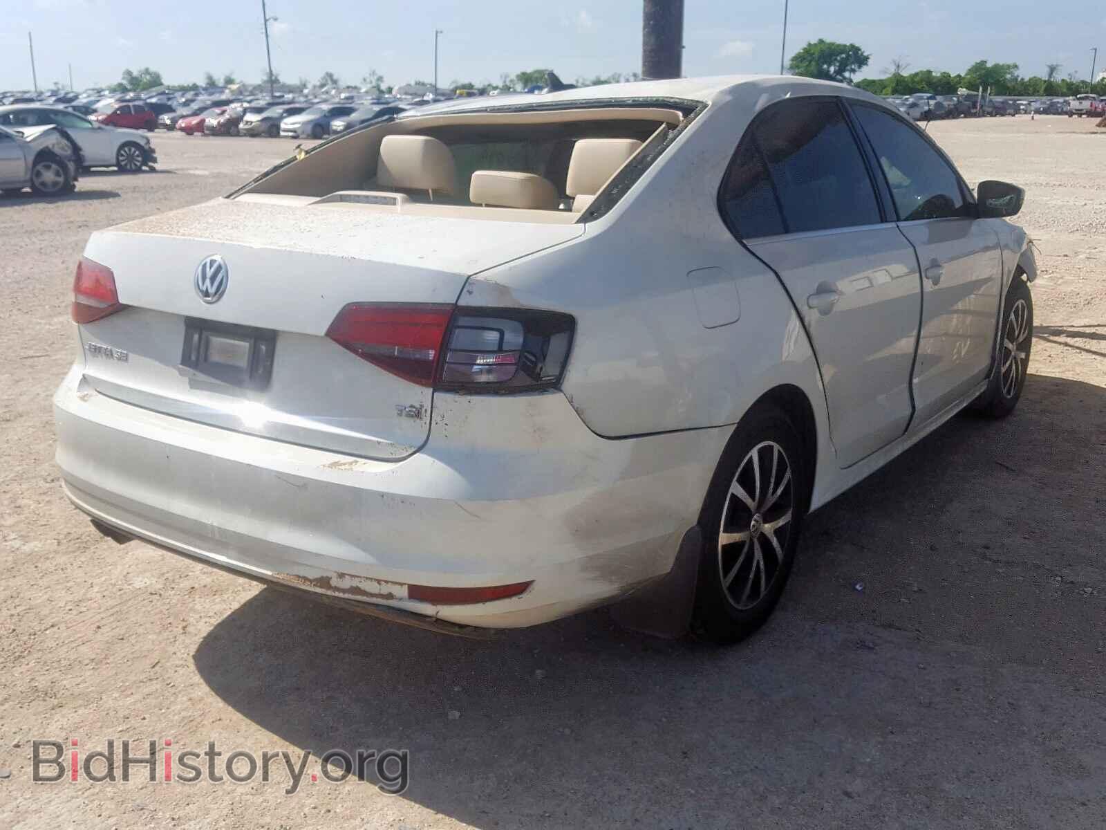 2017 VOLKSWAGEN JETTA - VIN: 3VWDB7AJ3HM410583 - Фото 4