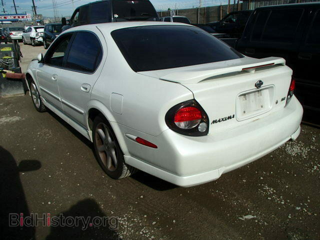 2000 NISSAN MAXIMA - VIN: JN1CA31A3YT013678 - Фото 3