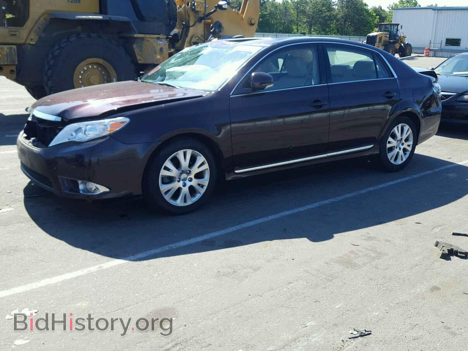 2011 TOYOTA AVALON - VIN: 4T1BK3DB4BU432145 - Фото 2