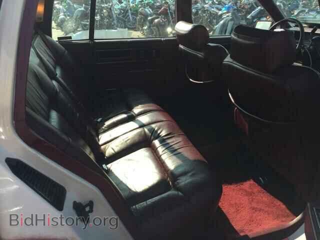 1992 CADILLAC DEVILLE - VIN: 1G6CD53B8N4323727 - Photo 6